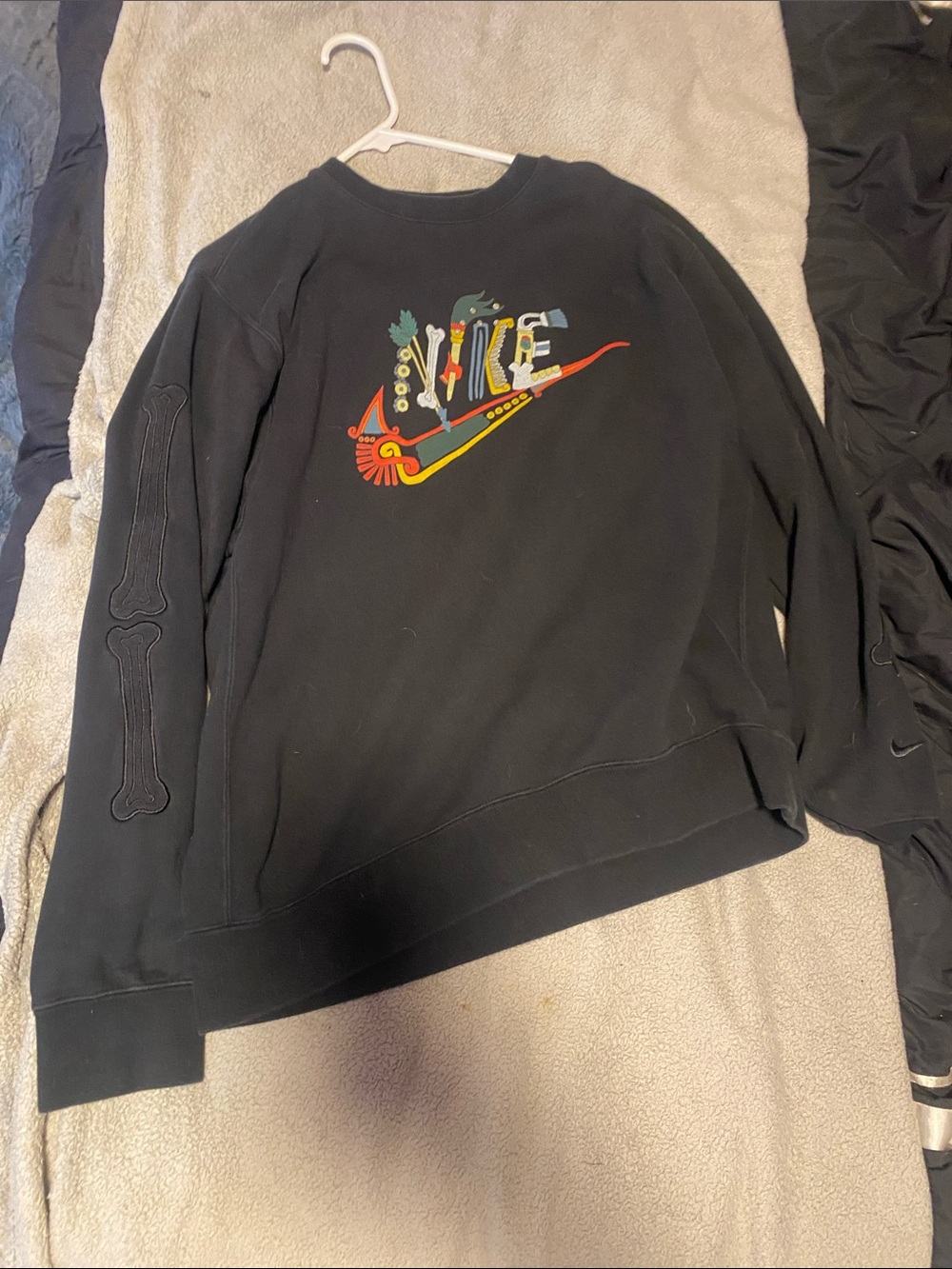 Nike Siempre familia crewneck